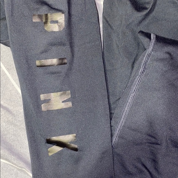 Pink leggings - Picture 5 of 5